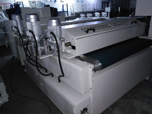 PVC板光油機(jī)機(jī)械設(shè)備研發(fā) 關(guān)鍵技術(shù)、應(yīng)用與市場前景